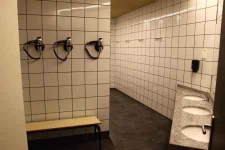 Poshtel - Premium - 8