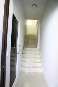 Sea Host Inn - 11
