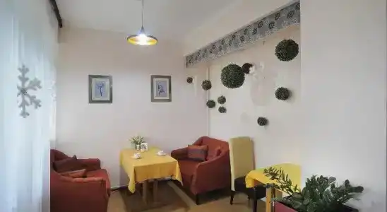 Bed & Breakfast Bishkek - 12