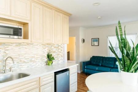 Seaside Laguna Inn & Suites - 121