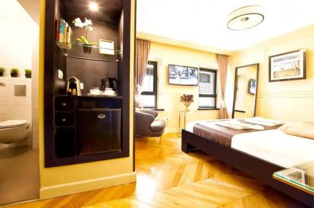 Montefiore 16 - Urban Boutique - 71