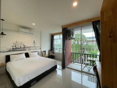 Check In Hostel at Naiyang Beach - 63