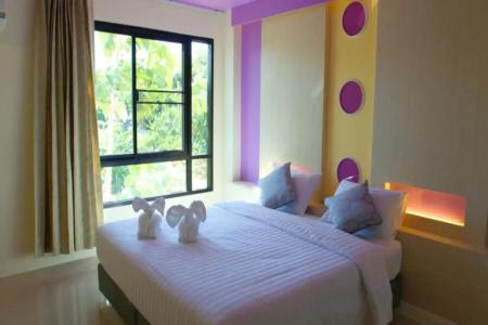 Na Tubthieng Boutique - 3