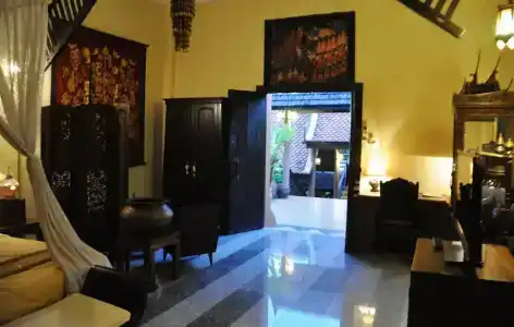 Ruean Thai - 129