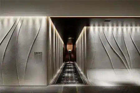 Palace Tokyo - 32