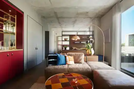 South Congress - 118