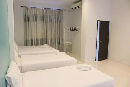 Sea Host Inn - 31