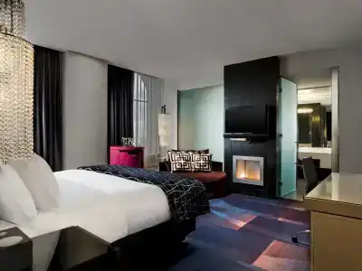 W - The Foshay - 5