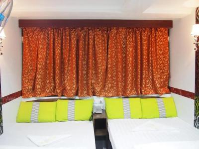 Traveller's Hostel - 34