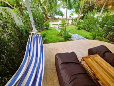Secret Beach Bungalows - 23