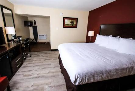 Red Roof Inn Plus+ – Grand Canyon - 63