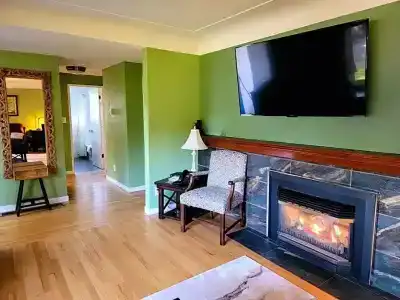 James Bay Inn, Suites & Cottage - 44