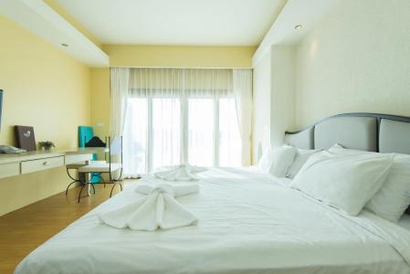 Baan Talay See Cream Resort - 1