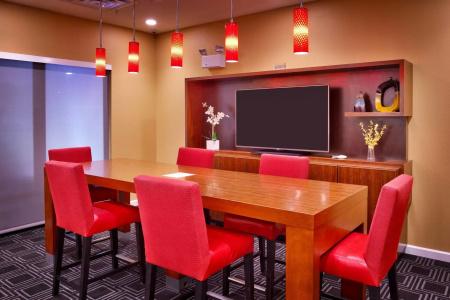 TownePlace Suites by Marriott - 16