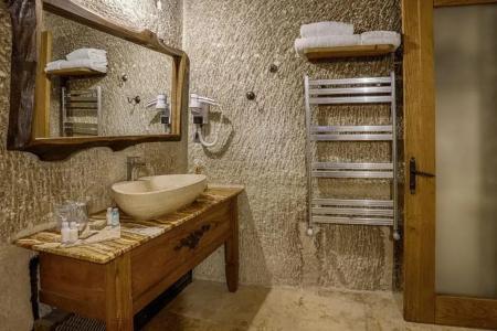 Hera Cave Suites - 114