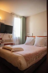 Kyriad Nîmes Ouest A9 - 42