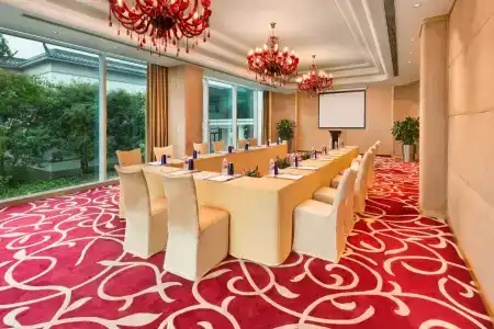 Crowne Plaza, An Ihg - 36