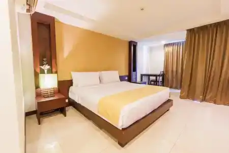 Tycoon Suite - 5