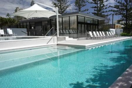 Ultra Broadbeach - 12