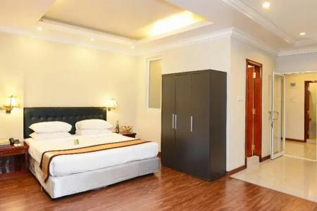 Grand United - Ahlone Branch - 54