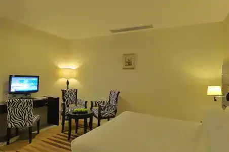 Rest Bugis (Sg Clean, Staycation Approved) - 4