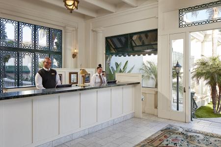 Glorietta Bay Inn - 42