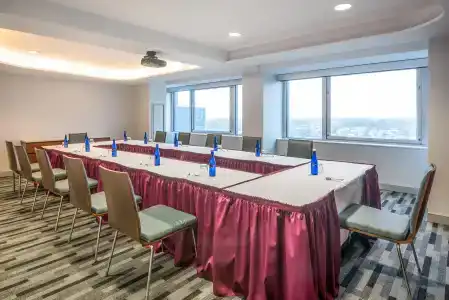 Crowne Plaza Jfk Airport New York City, An Ihg - 15