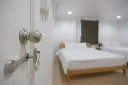 Interest Poshtel - 10