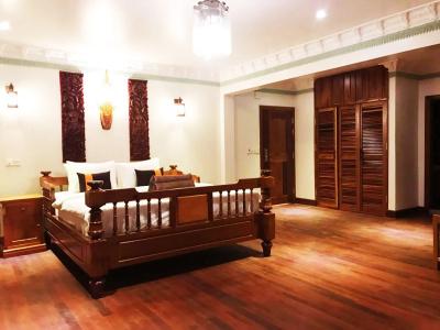 Hello Cambodia Boutique - 2