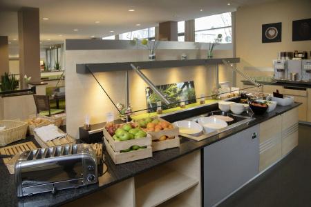 Holiday Inn Express Frankfurt Messe, An Ihg - 12