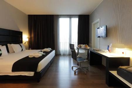 Holiday Inn Genoa City, An Ihg - 54