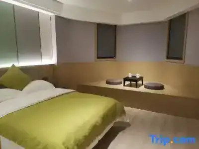 S.B.Living Place - 81