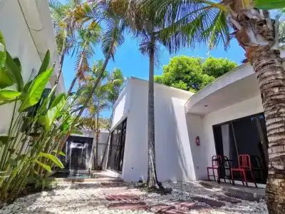 Coconut Grove Boutique - 16