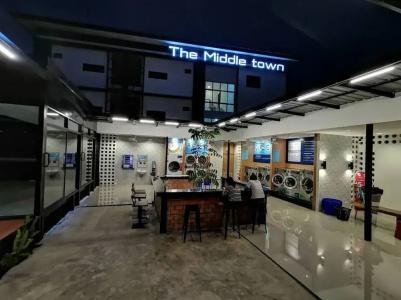 The Middle Town Sha - 33