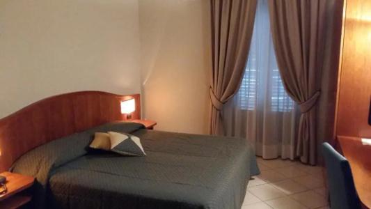 Cavour - 16