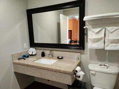 Lyfe Inn & Suites By Aga - Lax Airport - 15