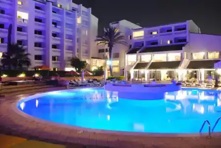 Hamilton Agadir - 13