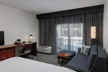 Courtyard by Marriott Denver Central Park - 65