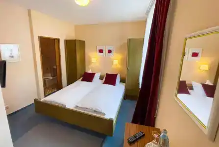 zum Goldenen Löwen - 23
