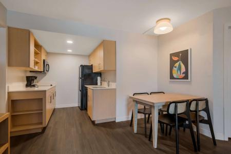 Sonesta ES Suites Orlando International Drive - 81