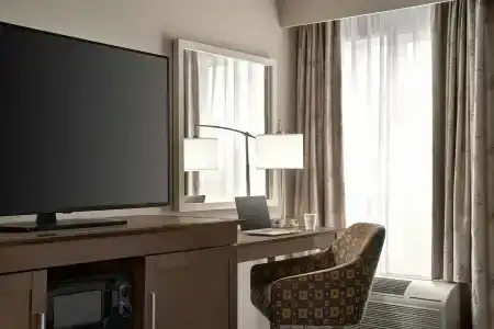 Hampton Inn New Orleans/St.Charles Ave - 3