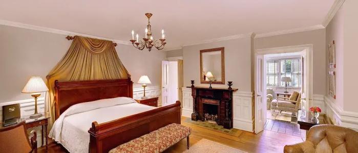Wentworth Mansion - 48