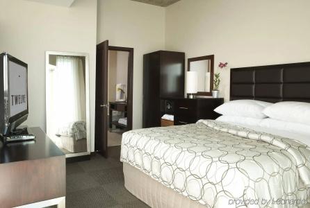 Twelve Downtown, Autograph Collection - 3