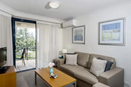 Oaks Calypso Plaza - 48