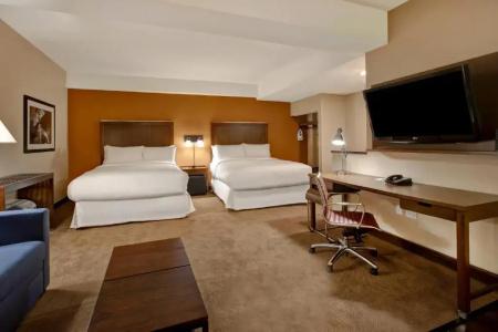 Four Points by Sheraton - 71