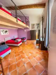 Emerald Palace Hostel - 27