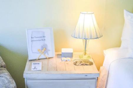 Sea Treasures Inn - 32