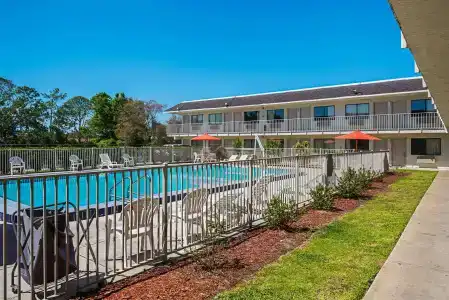 Rodeway Inn Kissimmee Main Gate West - 16