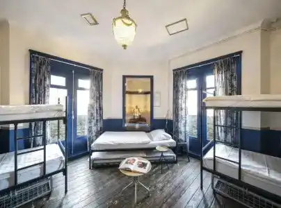 Hostel - 49