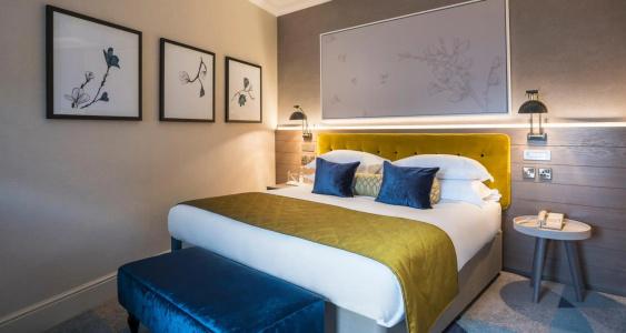 Sloane Place - 15